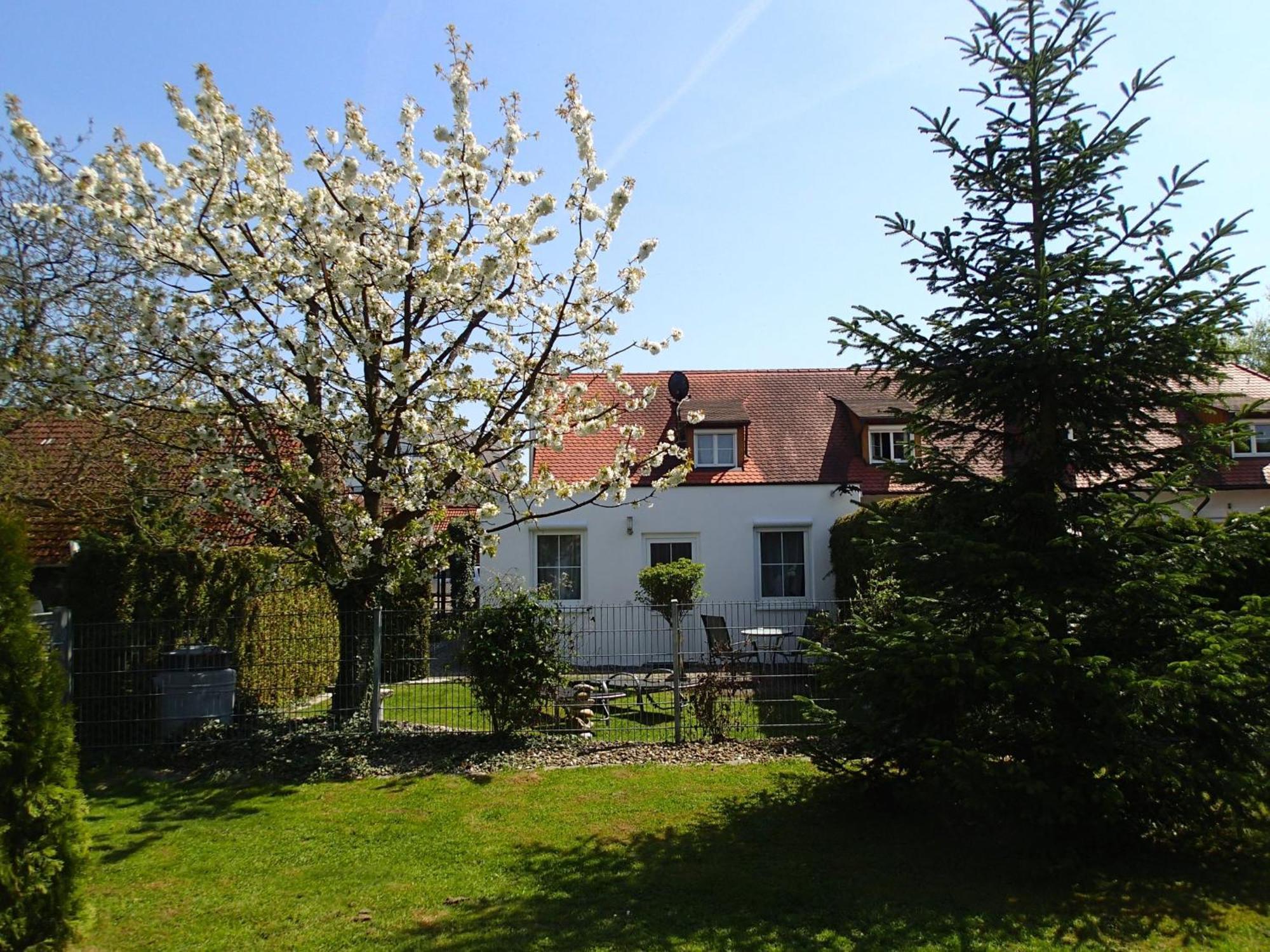 Ferienwohnung Kronengarten メーアスブルク エクステリア 写真