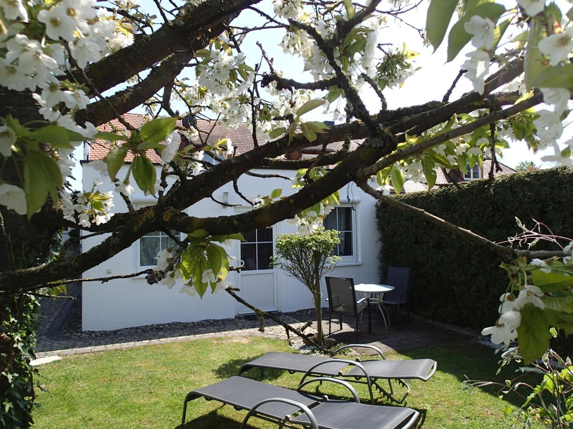 Ferienwohnung Kronengarten メーアスブルク エクステリア 写真